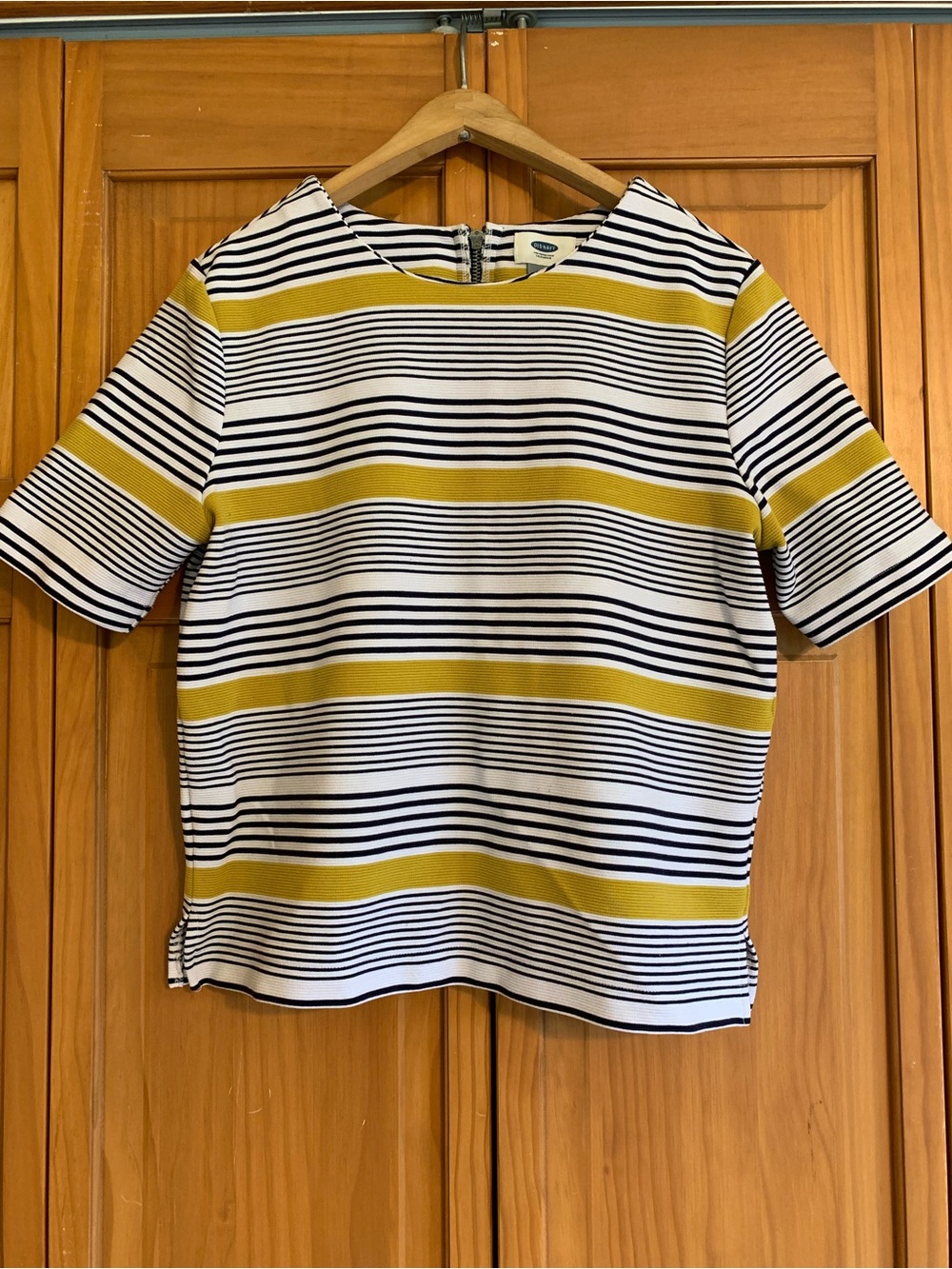 Old Navy White, Navy & Mustard Striped Short Sleeve Tee